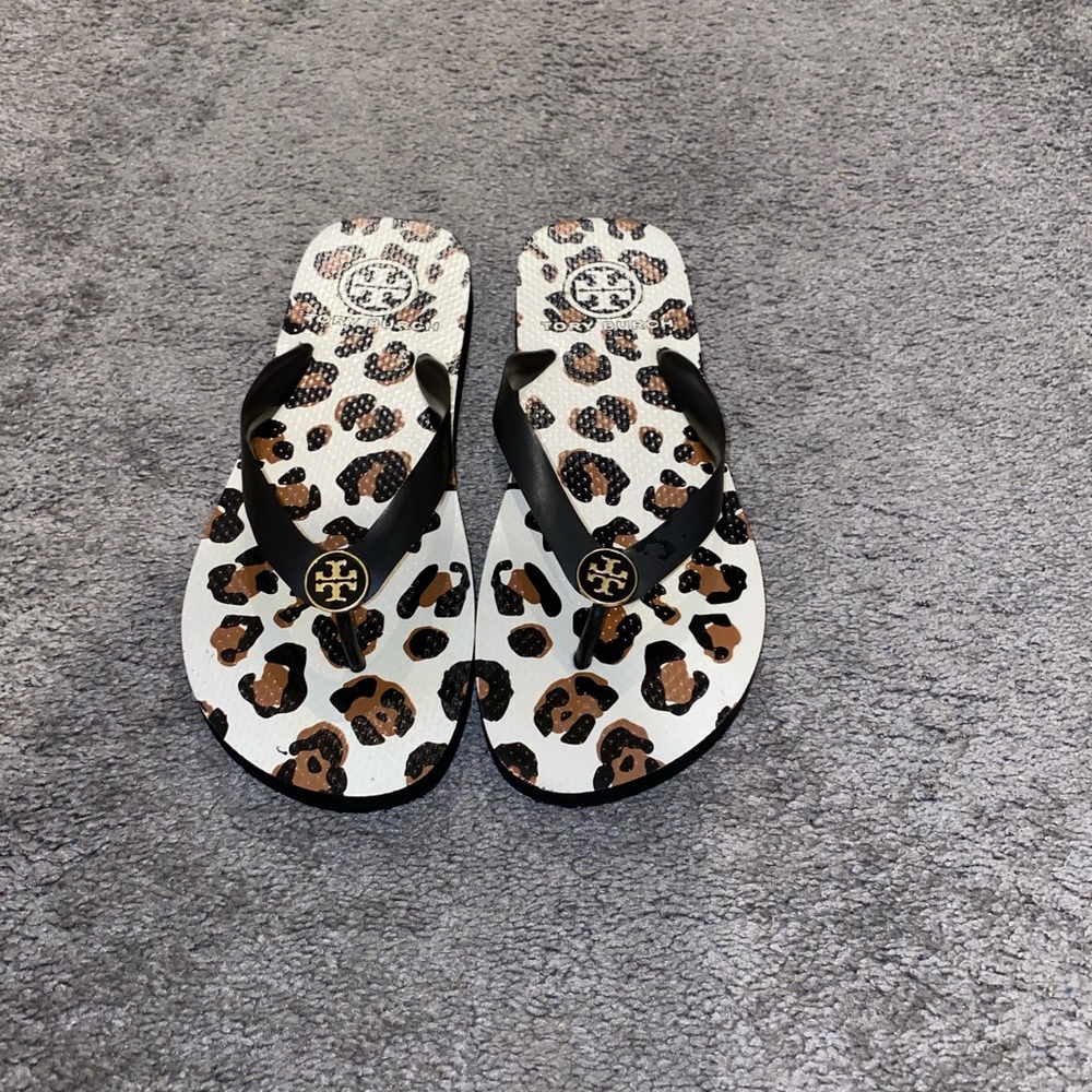 Tory Burch Cheetah Flip Flops - Size 8.5